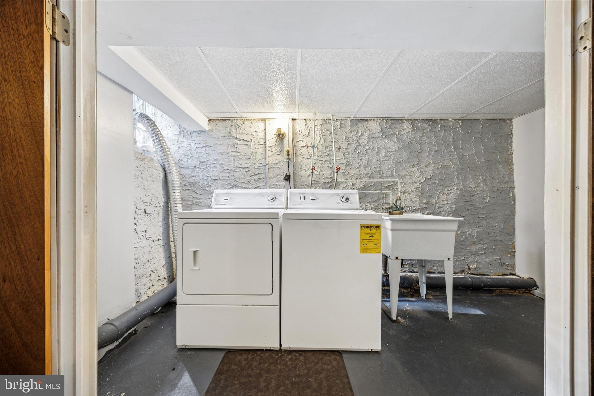 WEST PHILADELPHIA - Residential