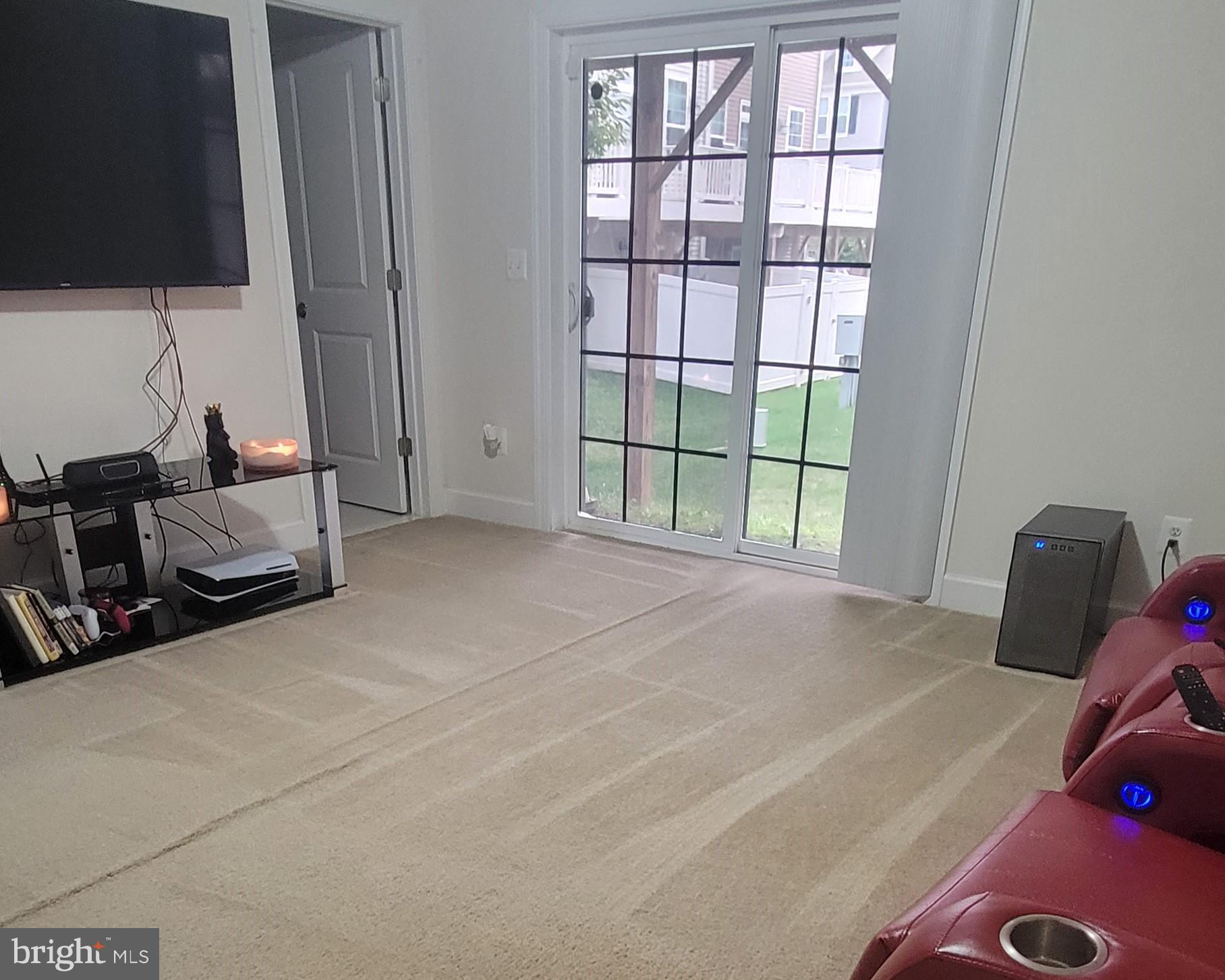 HERITAGE CROSSING - Residential