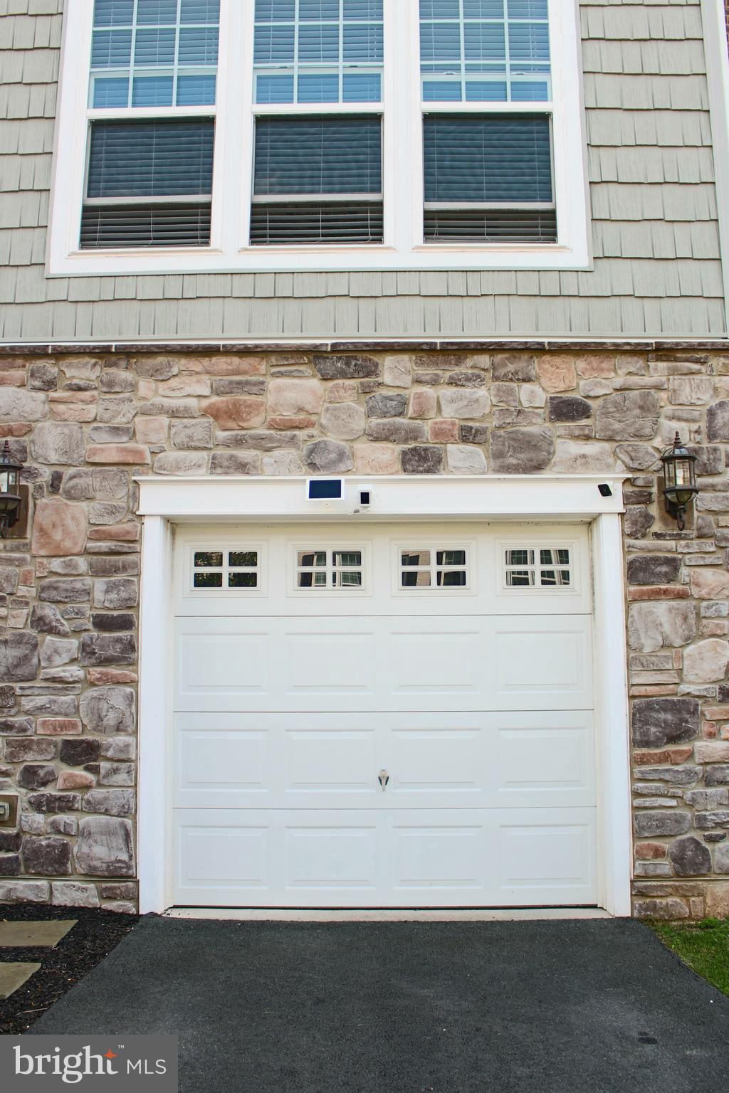 HERITAGE CROSSING - Residential