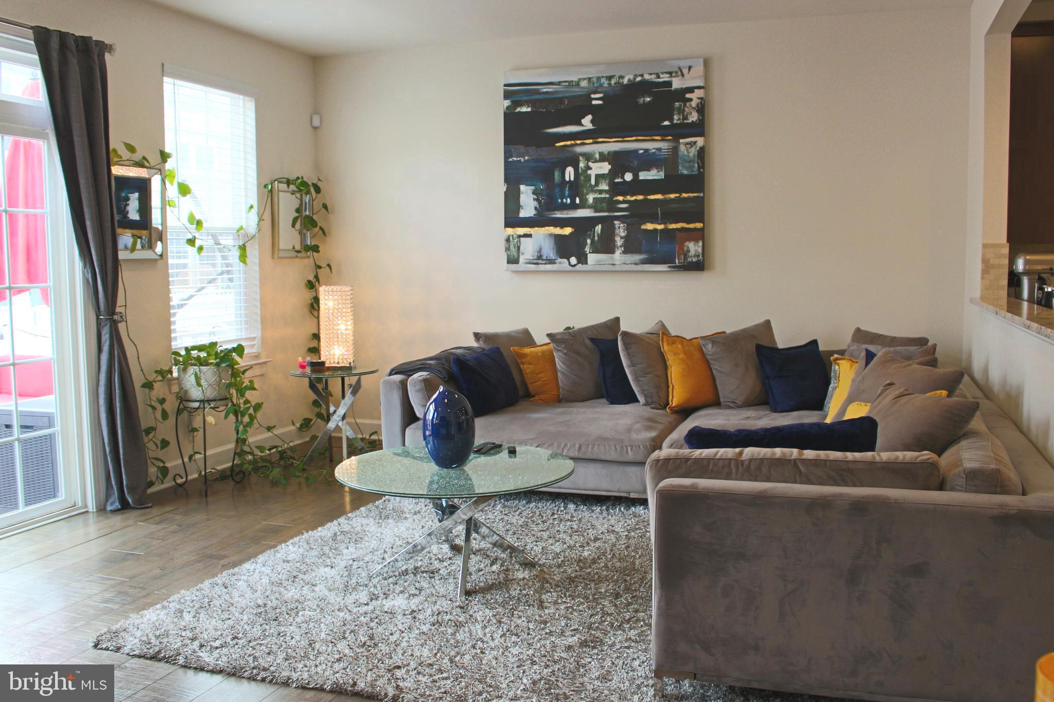 HERITAGE CROSSING - Residential