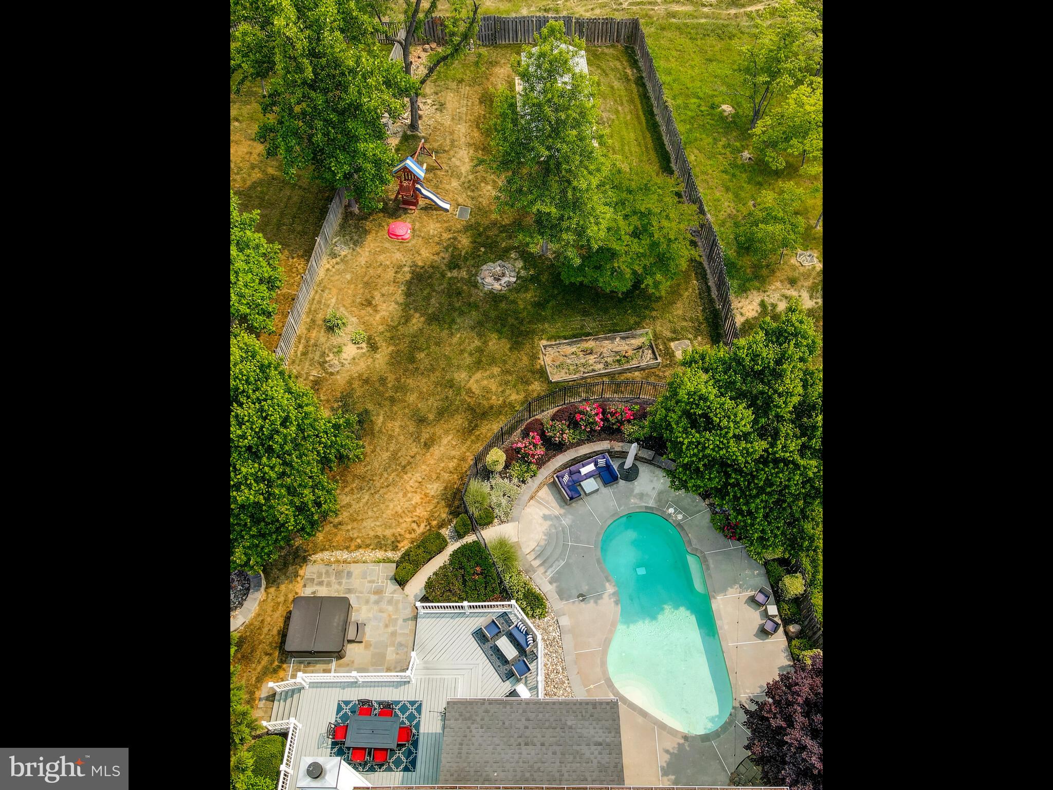 ILCHESTER WOODS - Residential