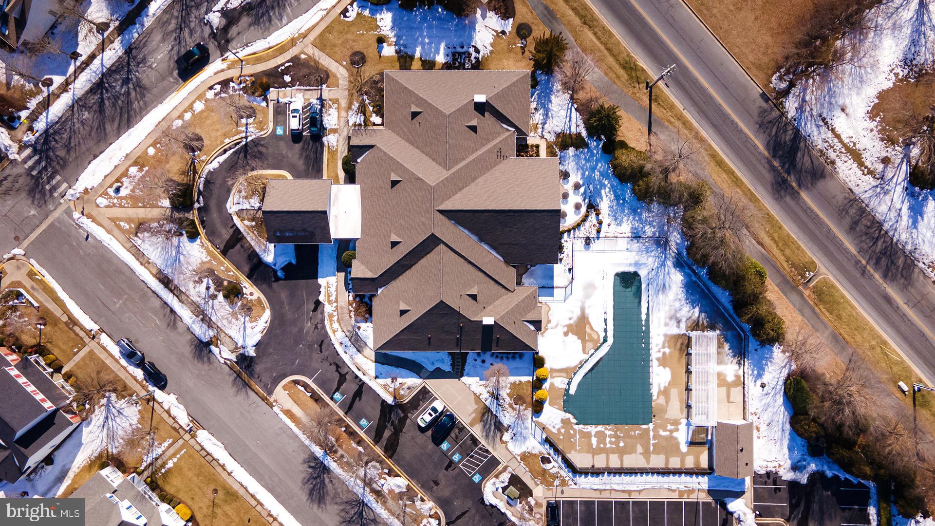 EASTON CLUB EAST - Residential