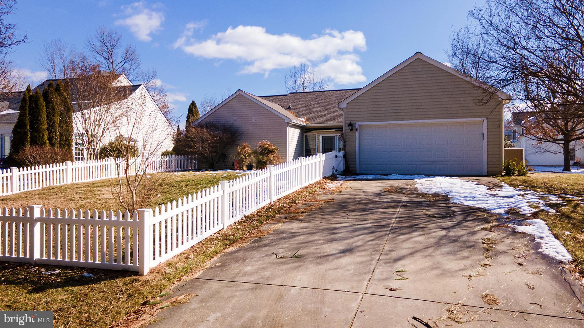 EASTON CLUB EAST - Residential