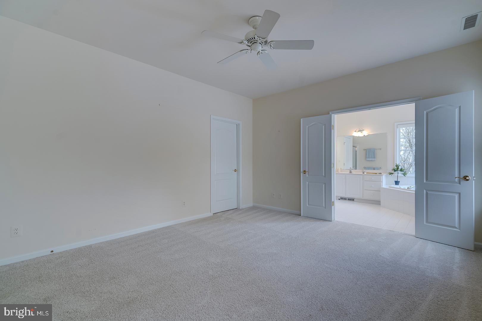 EASTON CLUB EAST - Residential