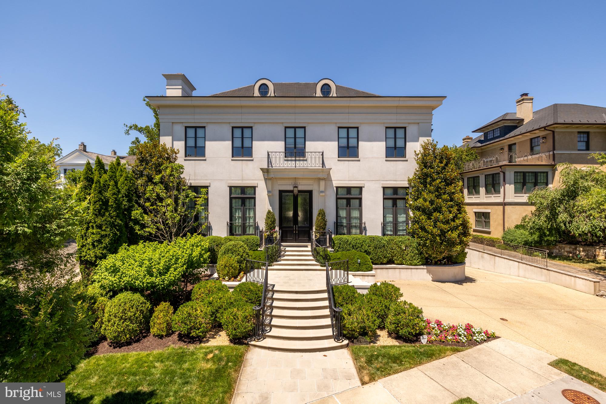 PHILLIPS PARK - Residential