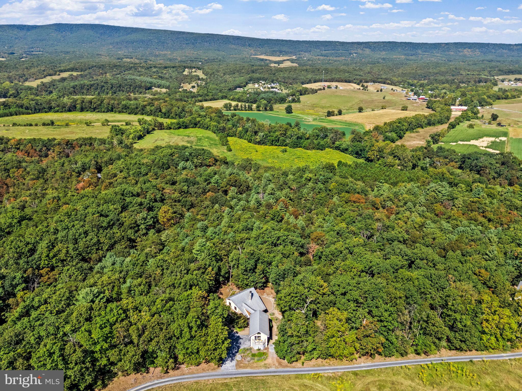 BROOMGRASS - Residential