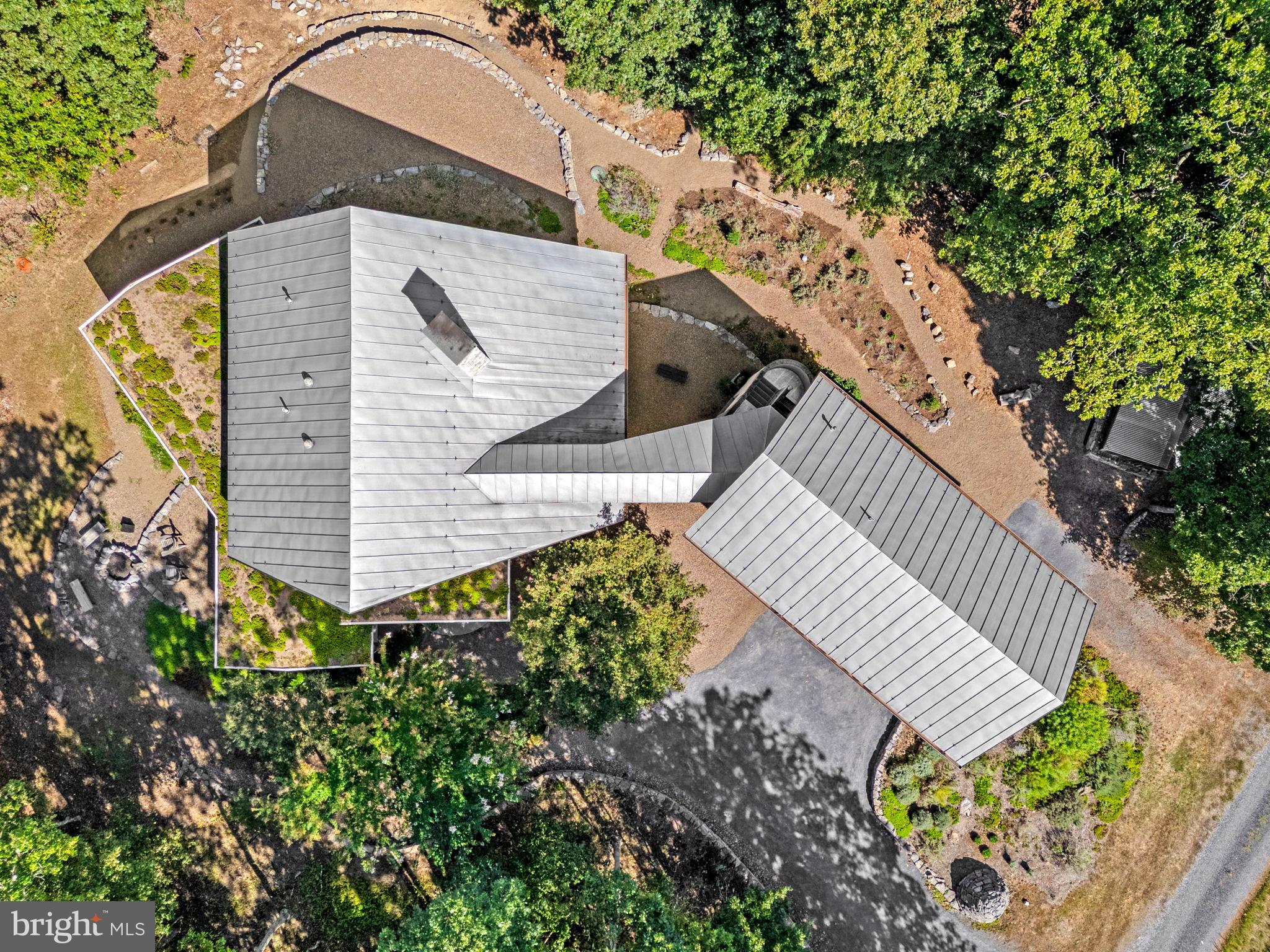 BROOMGRASS - Residential