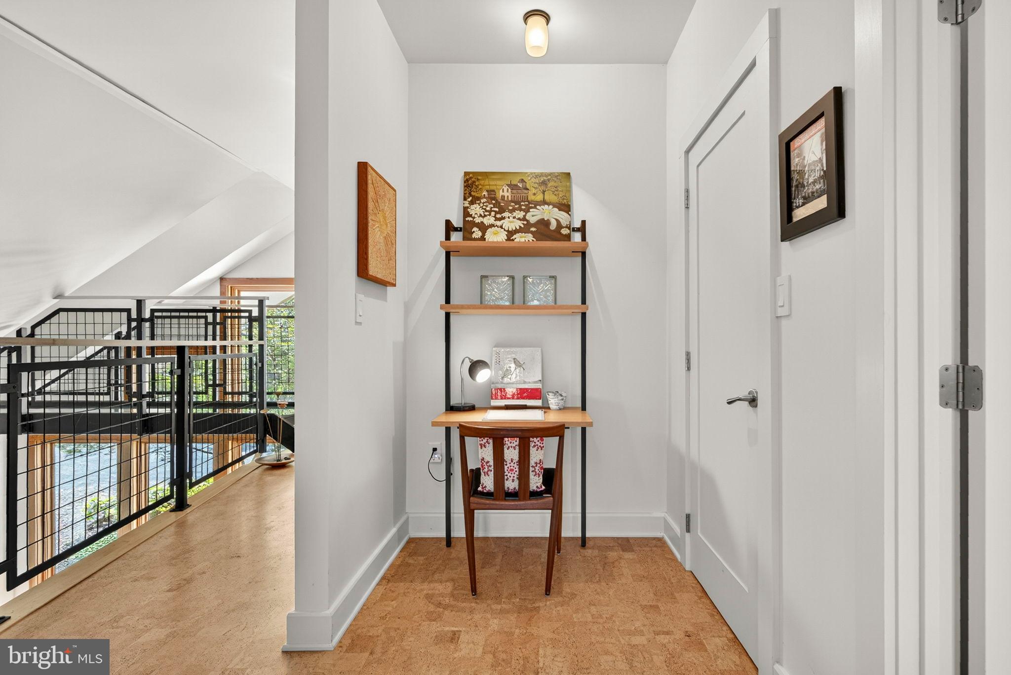 BROOMGRASS - Residential