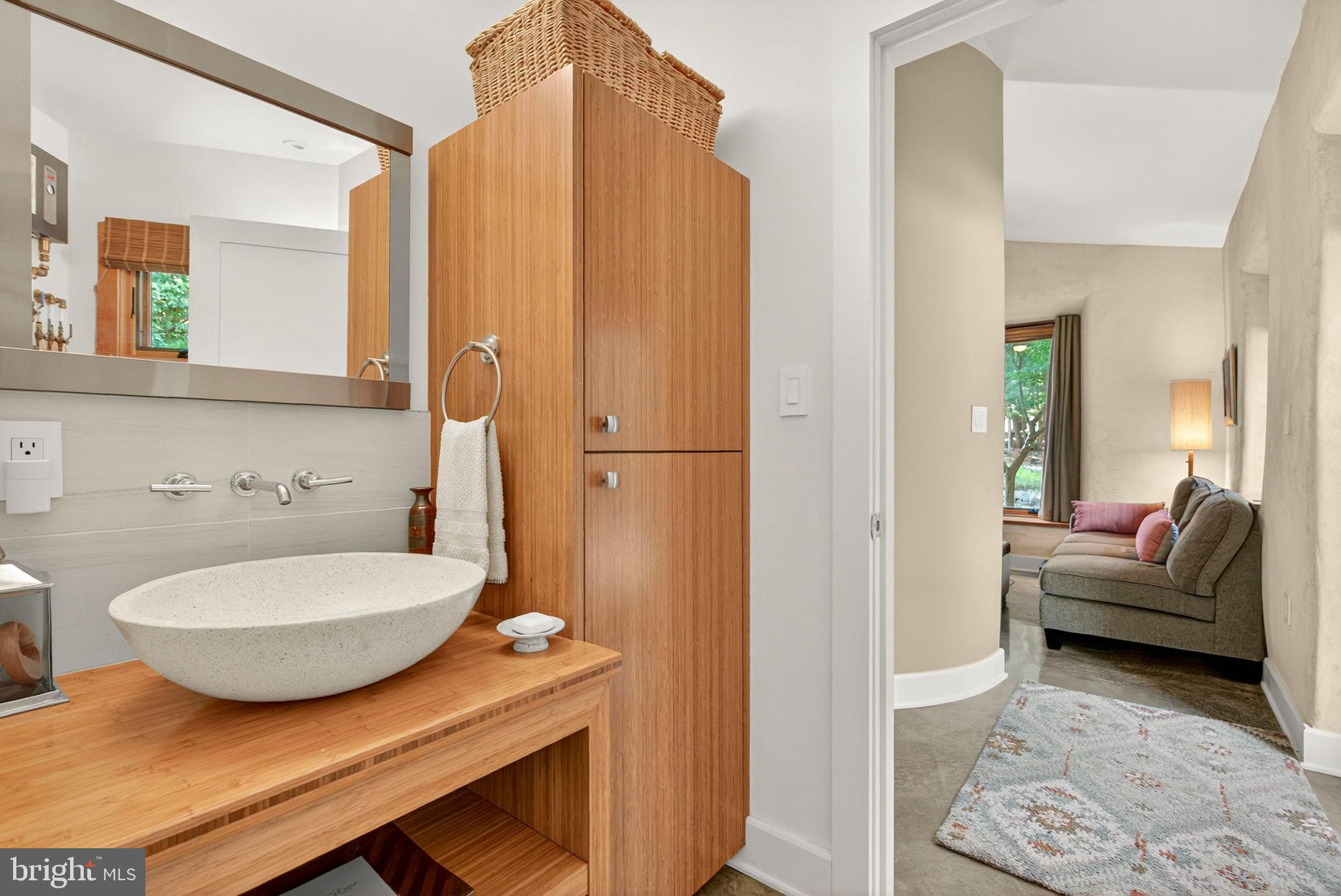 BROOMGRASS - Residential