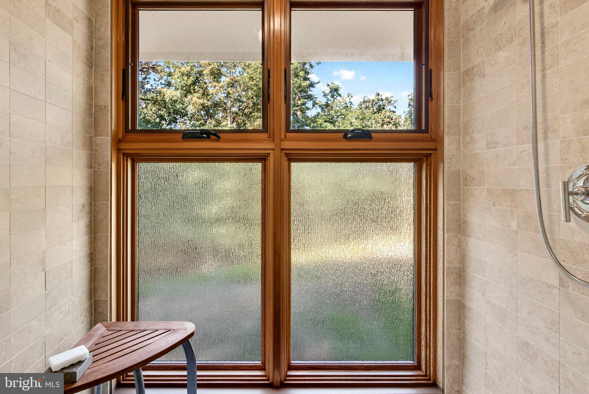 BROOMGRASS - Residential