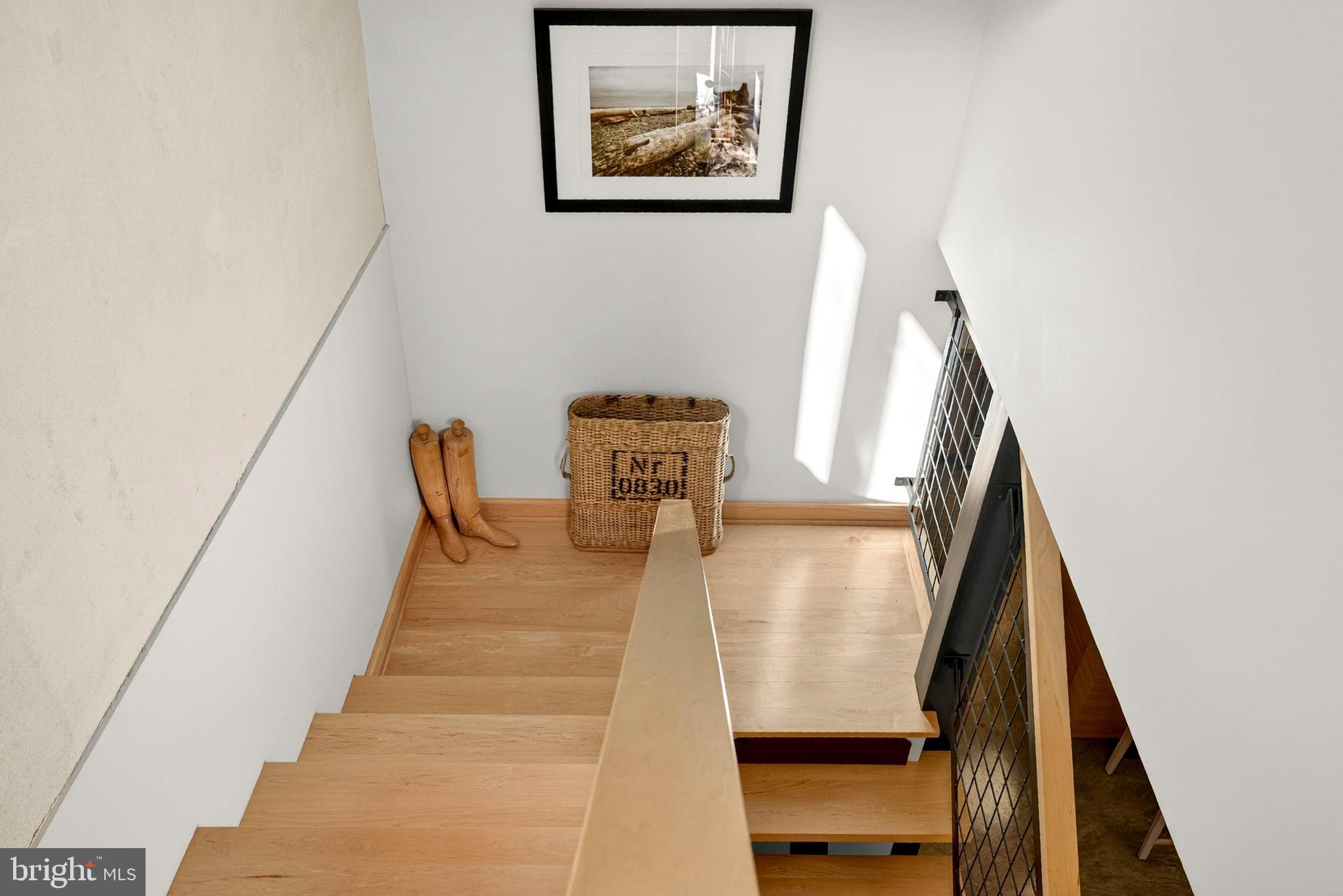 BROOMGRASS - Residential