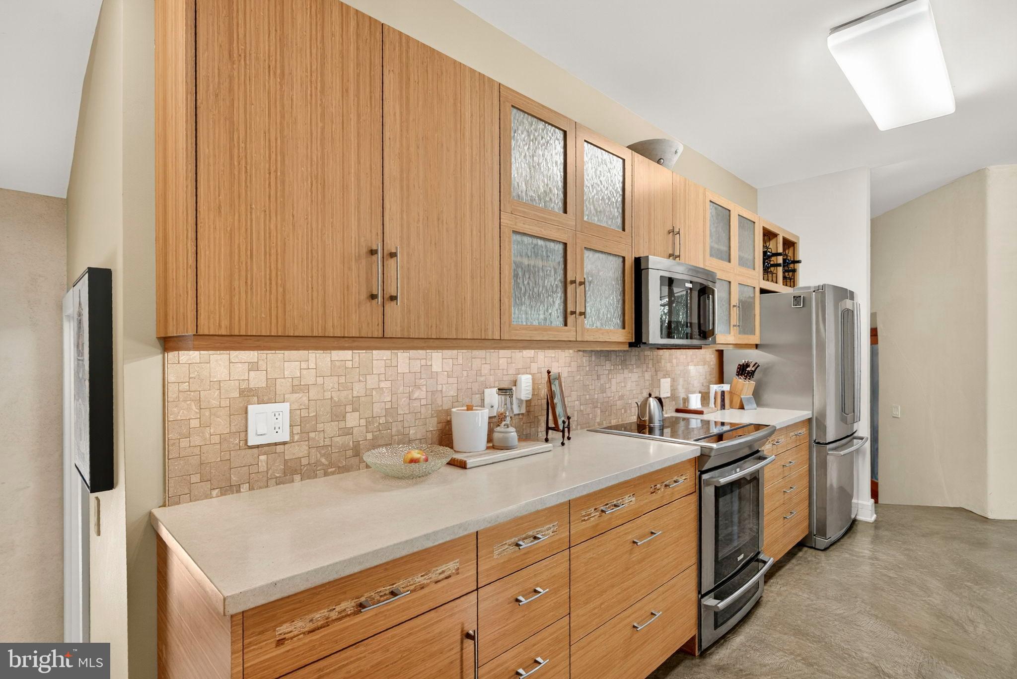 BROOMGRASS - Residential