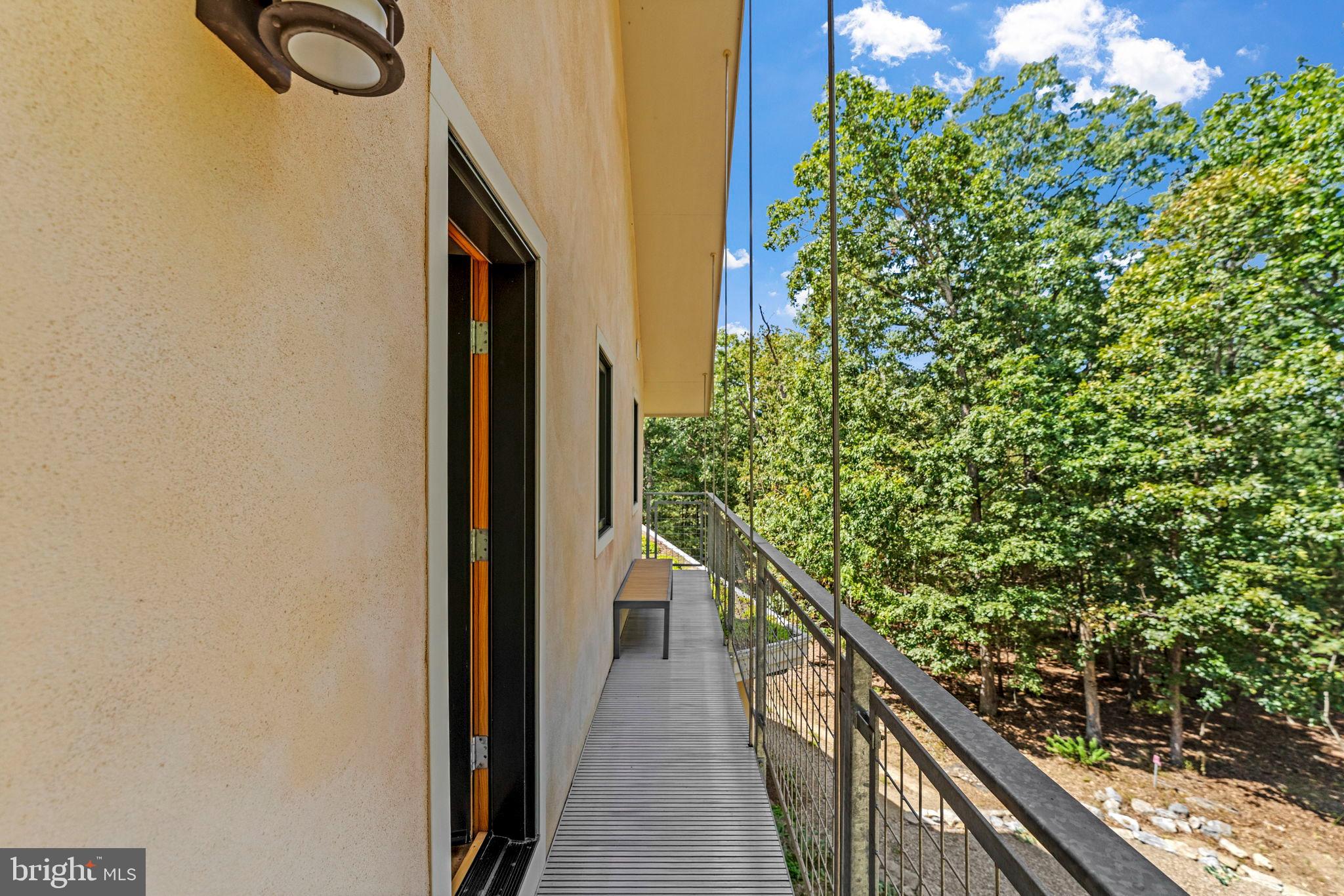 BROOMGRASS - Residential