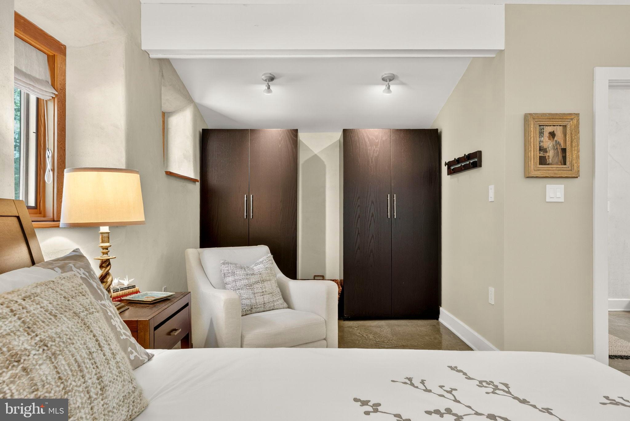 BROOMGRASS - Residential