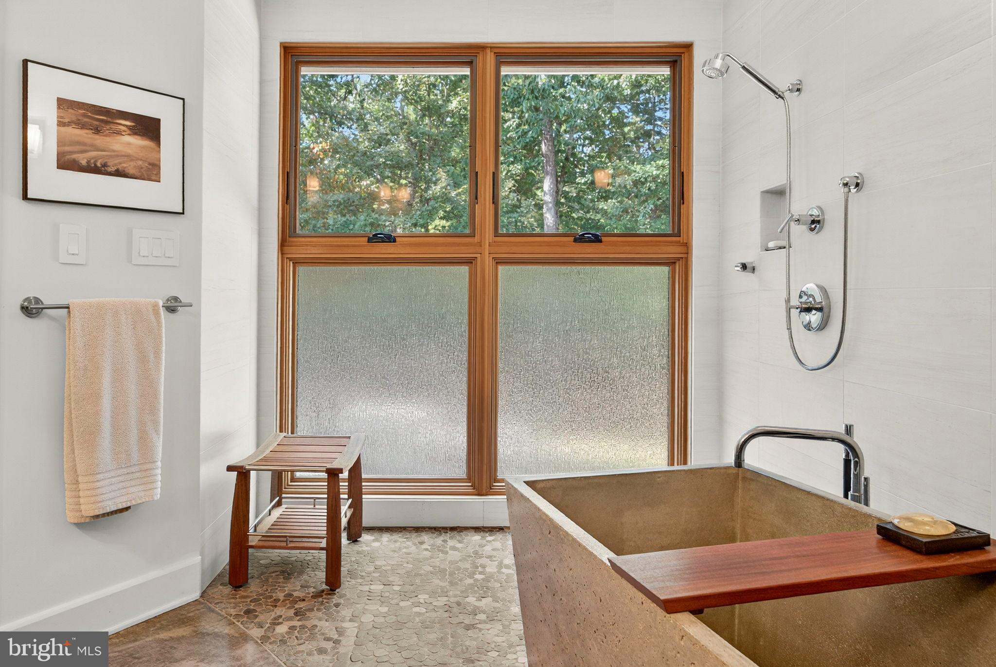 BROOMGRASS - Residential