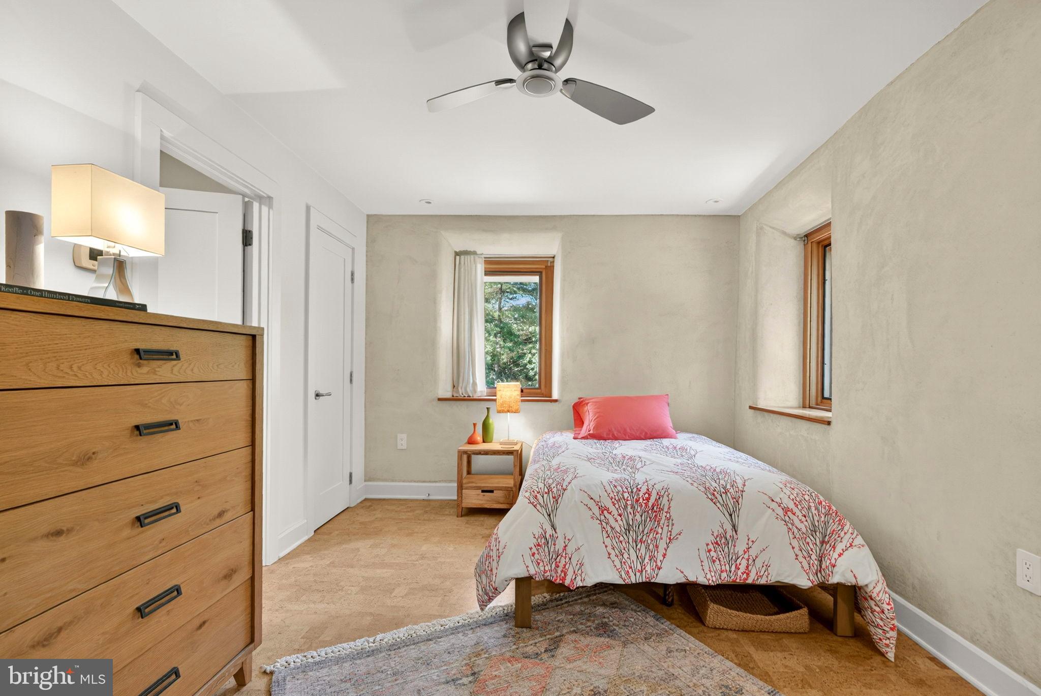 BROOMGRASS - Residential