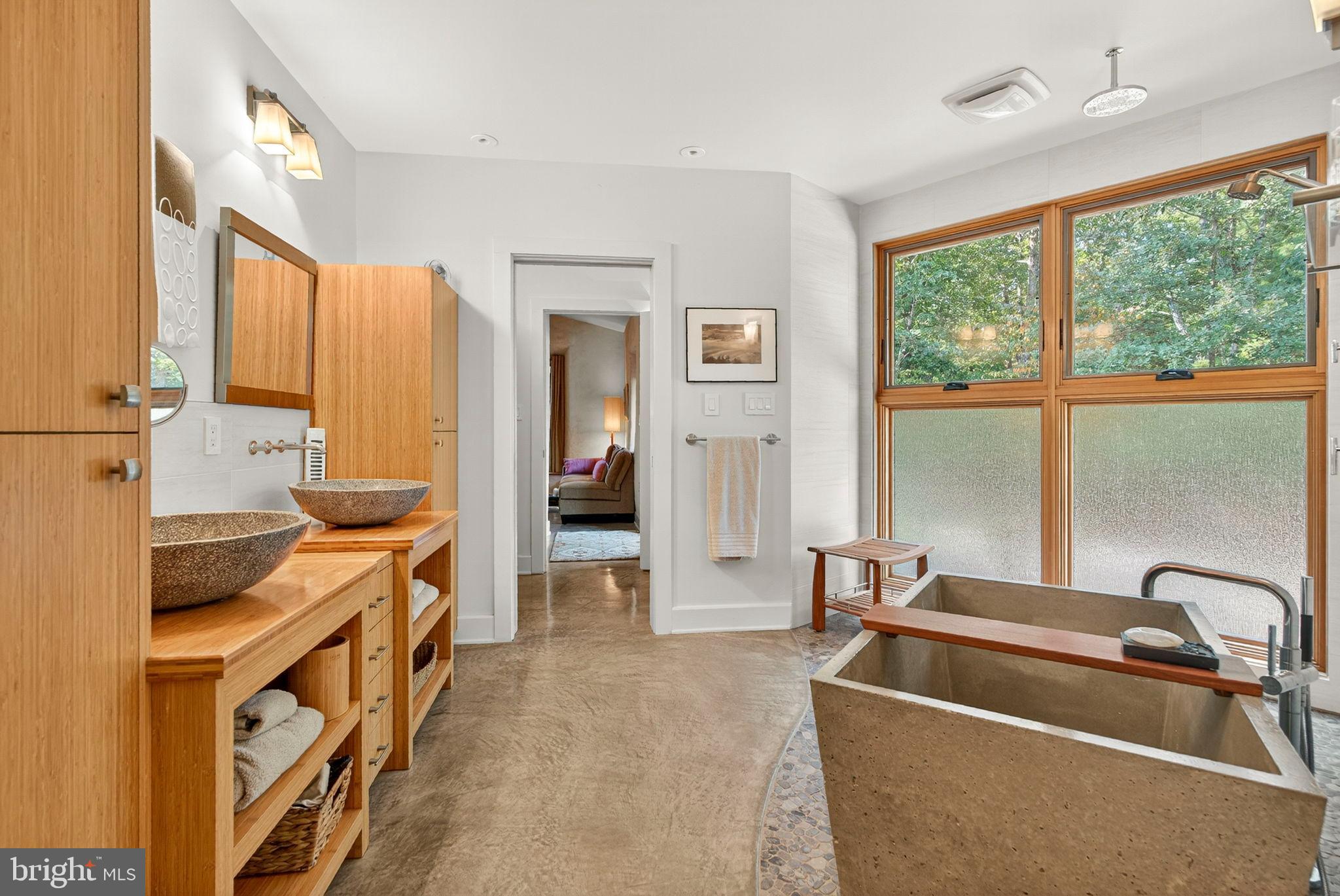 BROOMGRASS - Residential