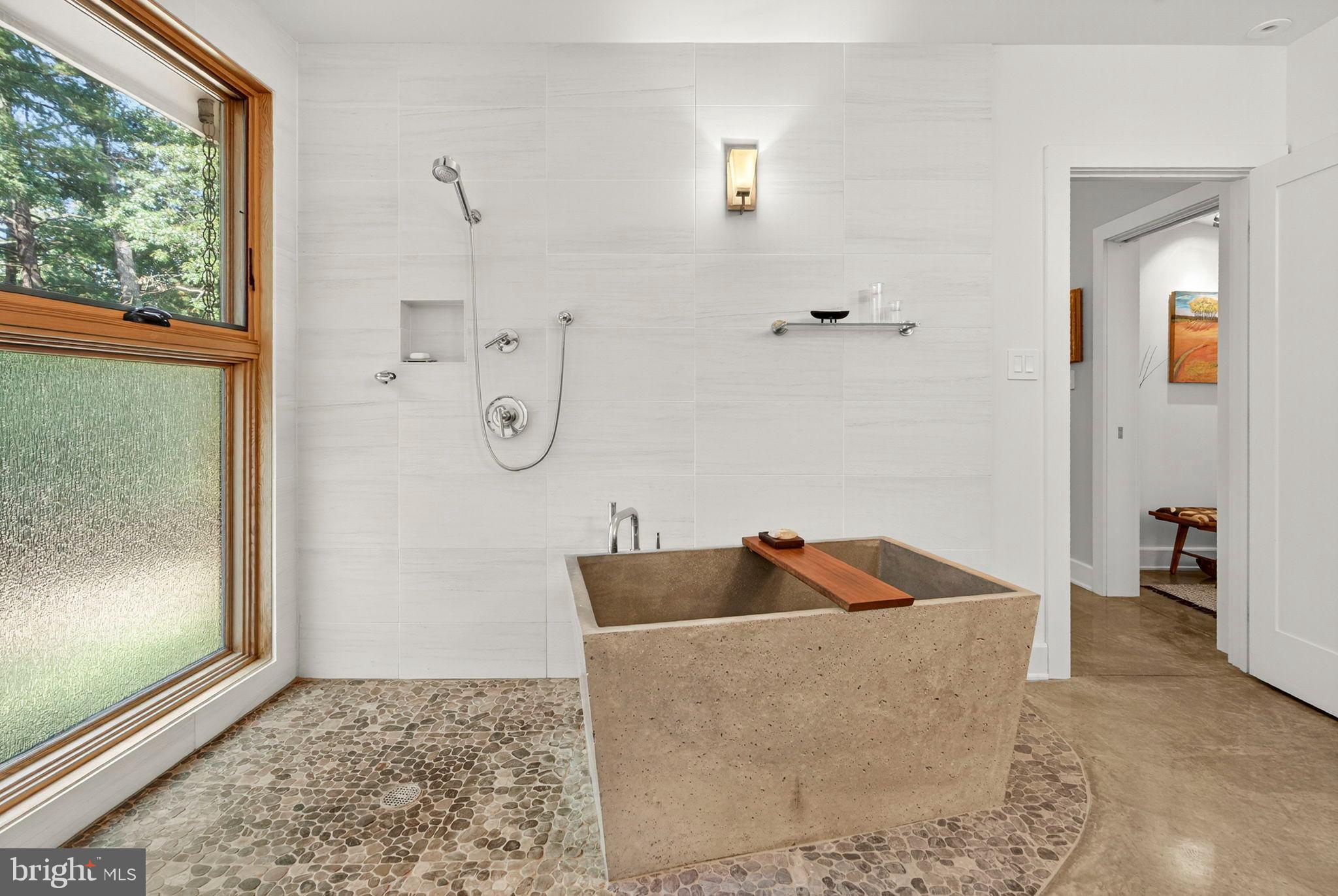 BROOMGRASS - Residential