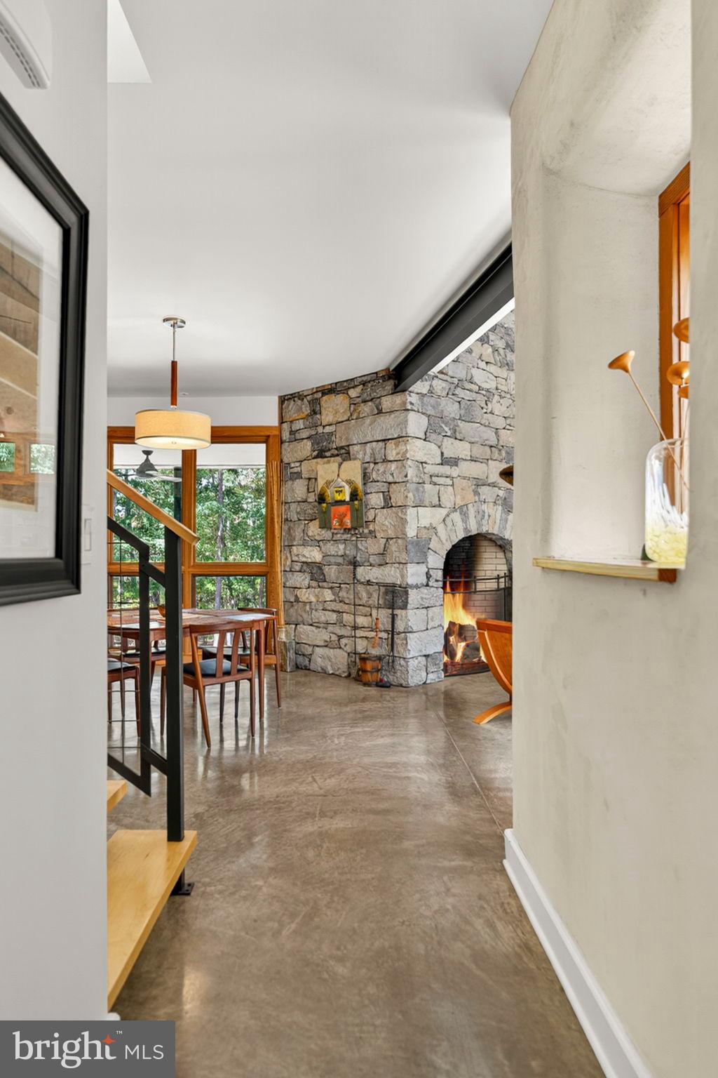 BROOMGRASS - Residential