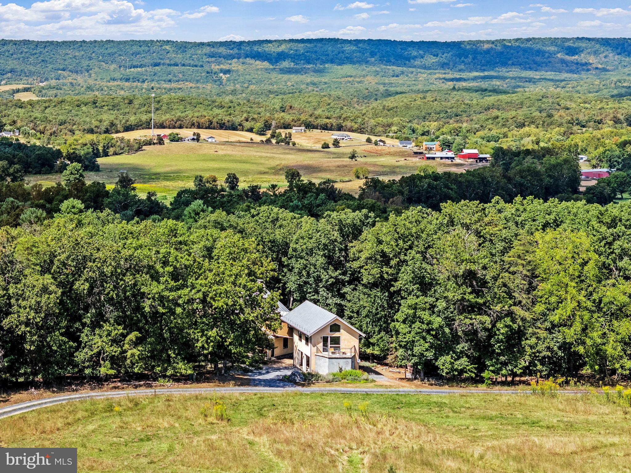 BROOMGRASS - Residential