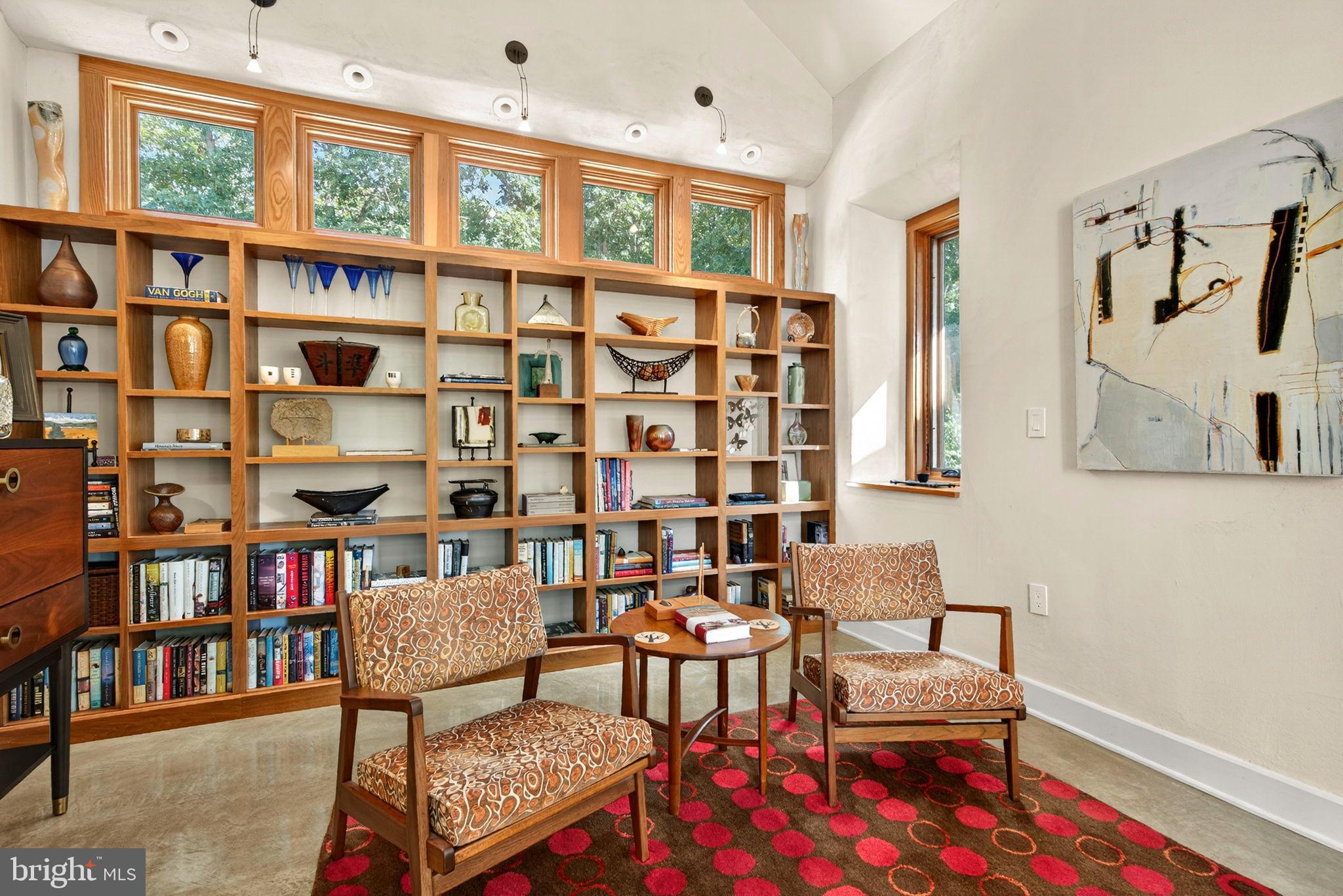 BROOMGRASS - Residential