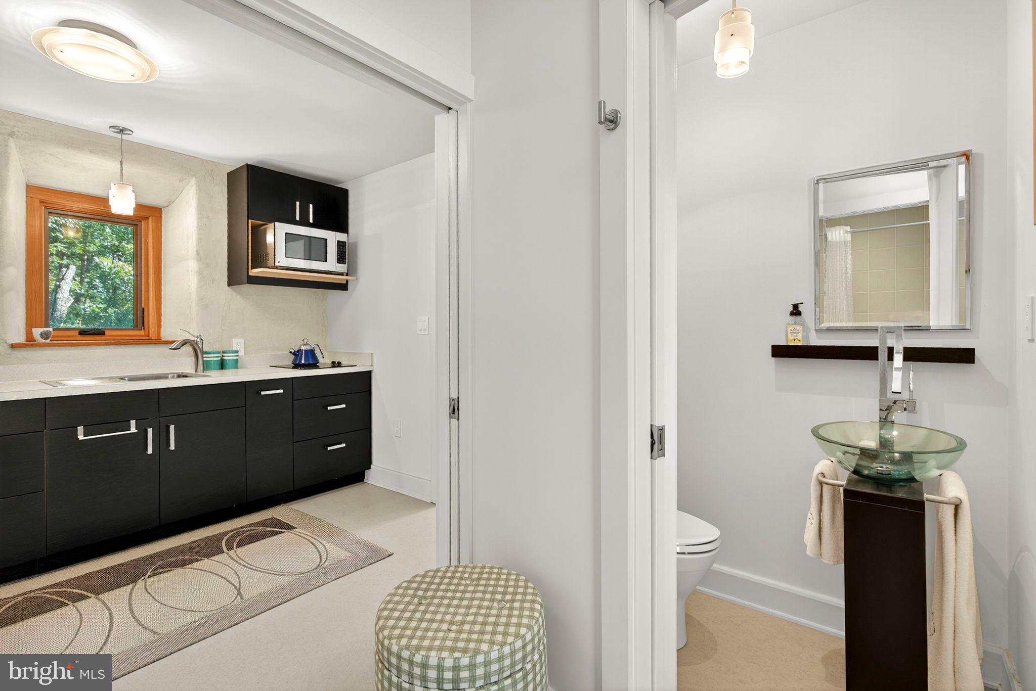 BROOMGRASS - Residential