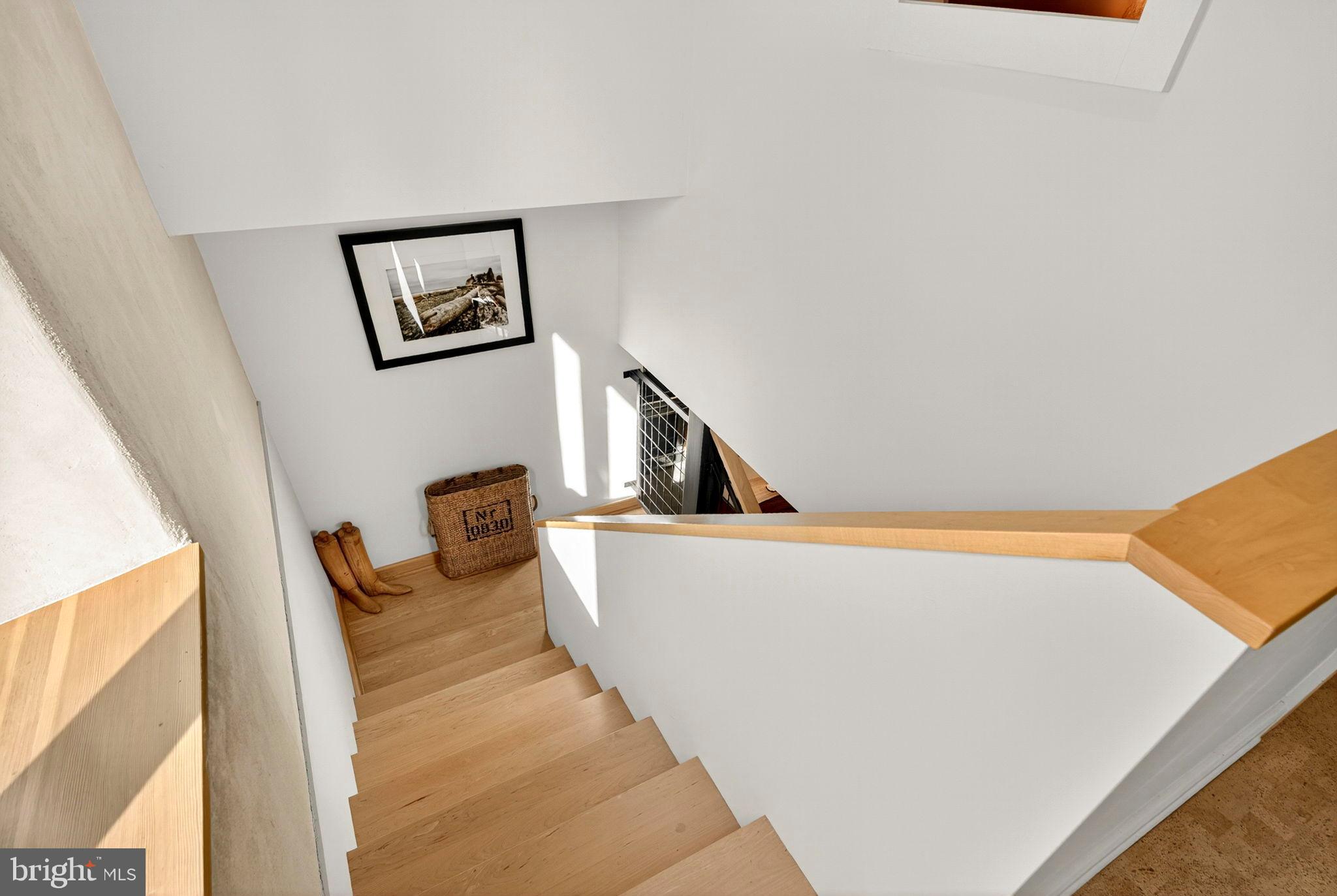 BROOMGRASS - Residential