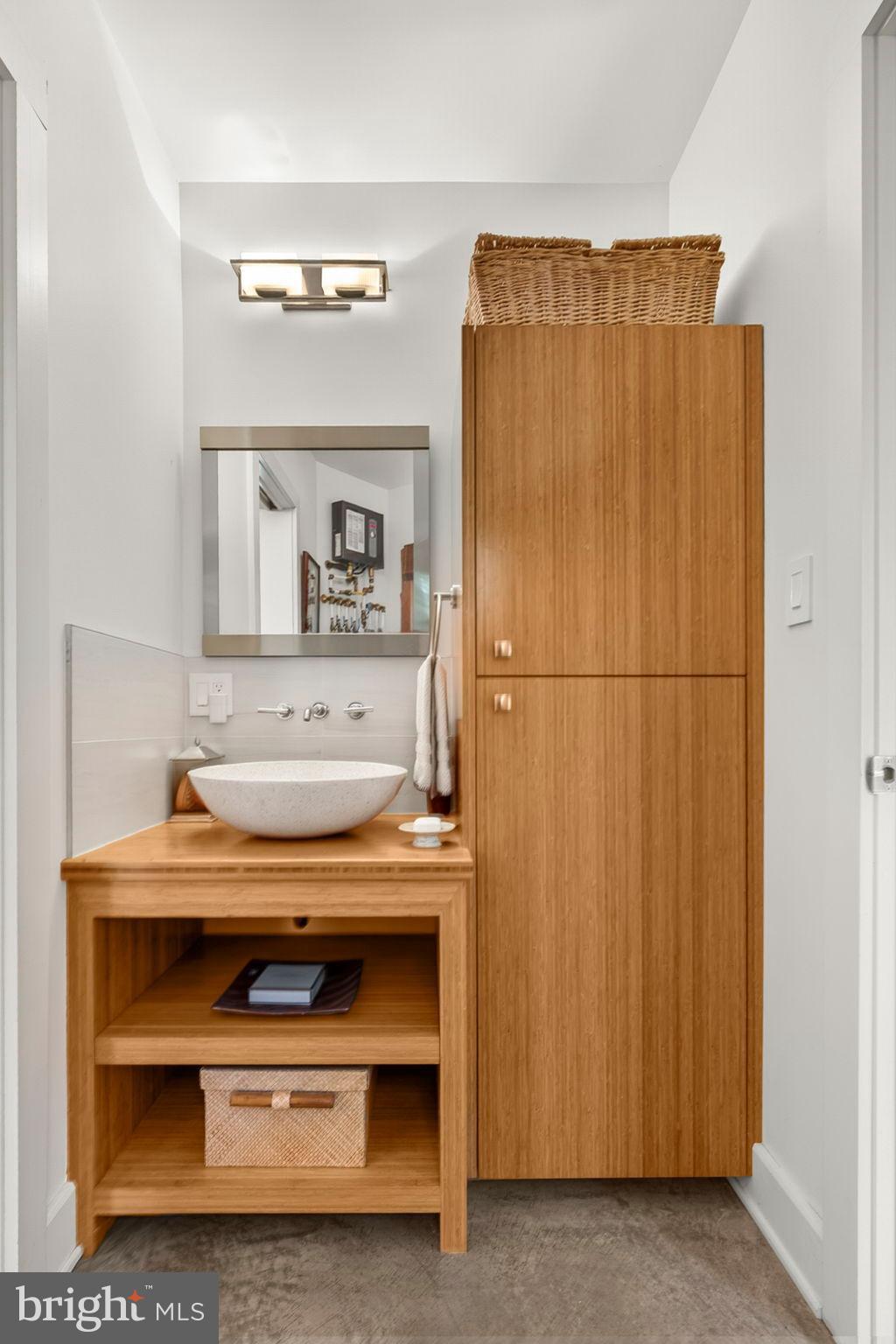 BROOMGRASS - Residential