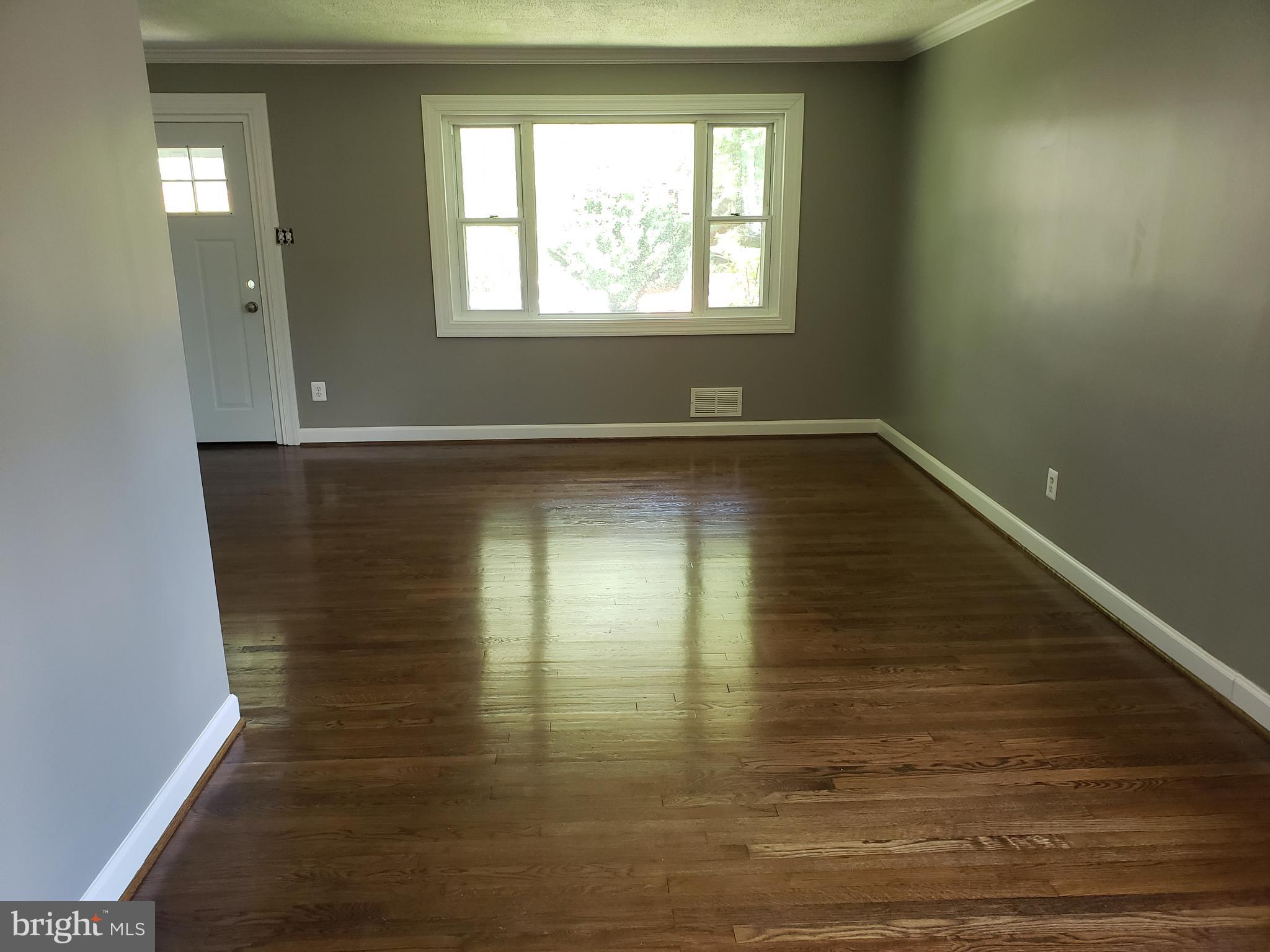 WHEATON WOODS - Residential Lease