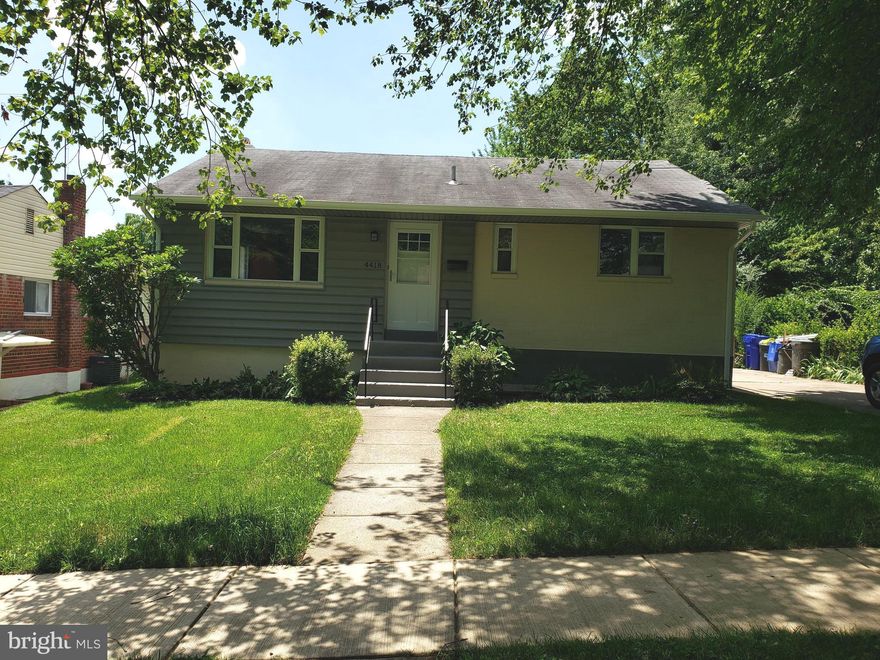 Beautifully updated rambler in Rockville. This property offers 3 Bedrooms, 2 newly renovated Full baths, updated cabinets, granite, tile and stainless steel appliances in kitchen, refinished hardwoods and fresh paint throughout. Partial screened in deck  and a nice size yard great for entertaining. Property is close to shopping, restaurants, parks and schools. A must see..