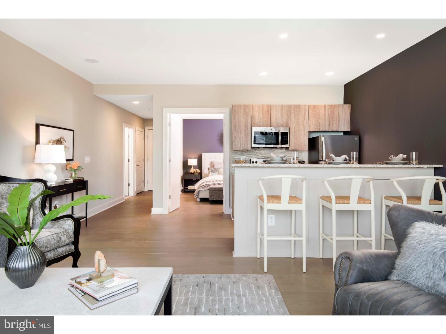 LOGAN SQUARE - Residential Lease