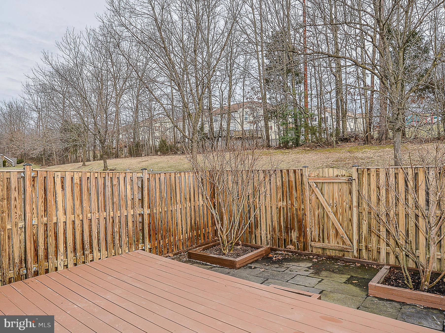 CROFTON COMMONS - Residential