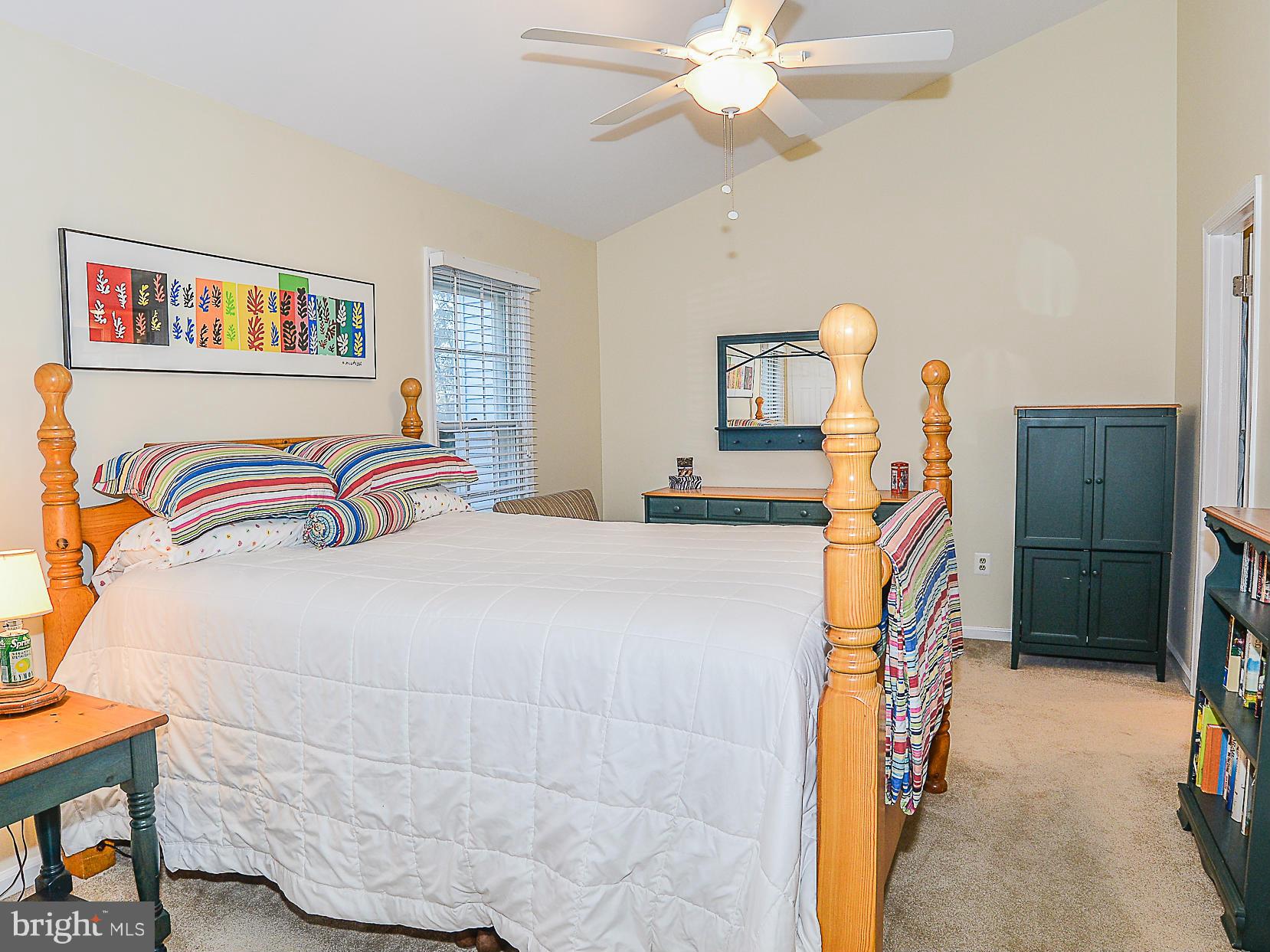 CROFTON COMMONS - Residential