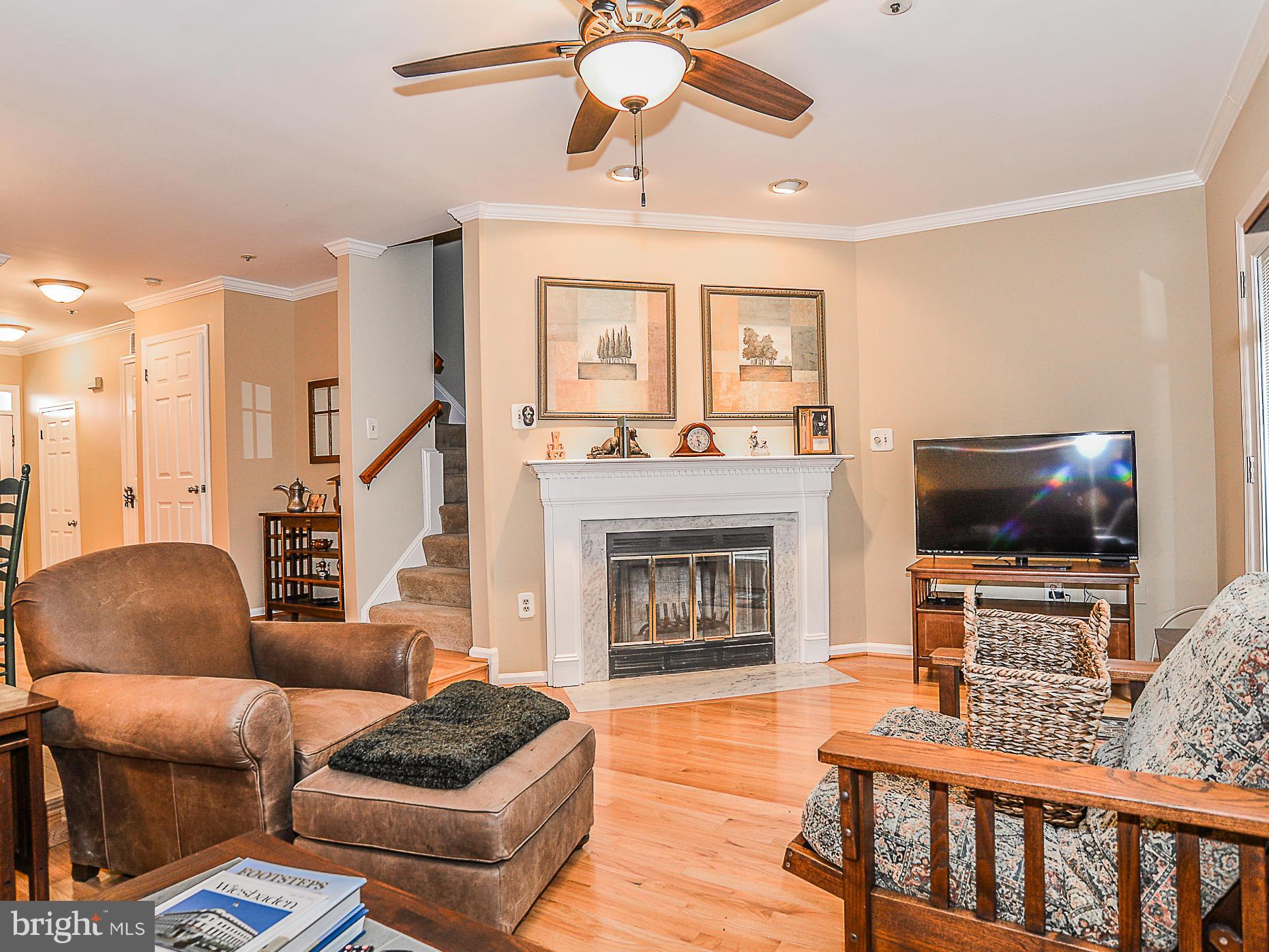 CROFTON COMMONS - Residential