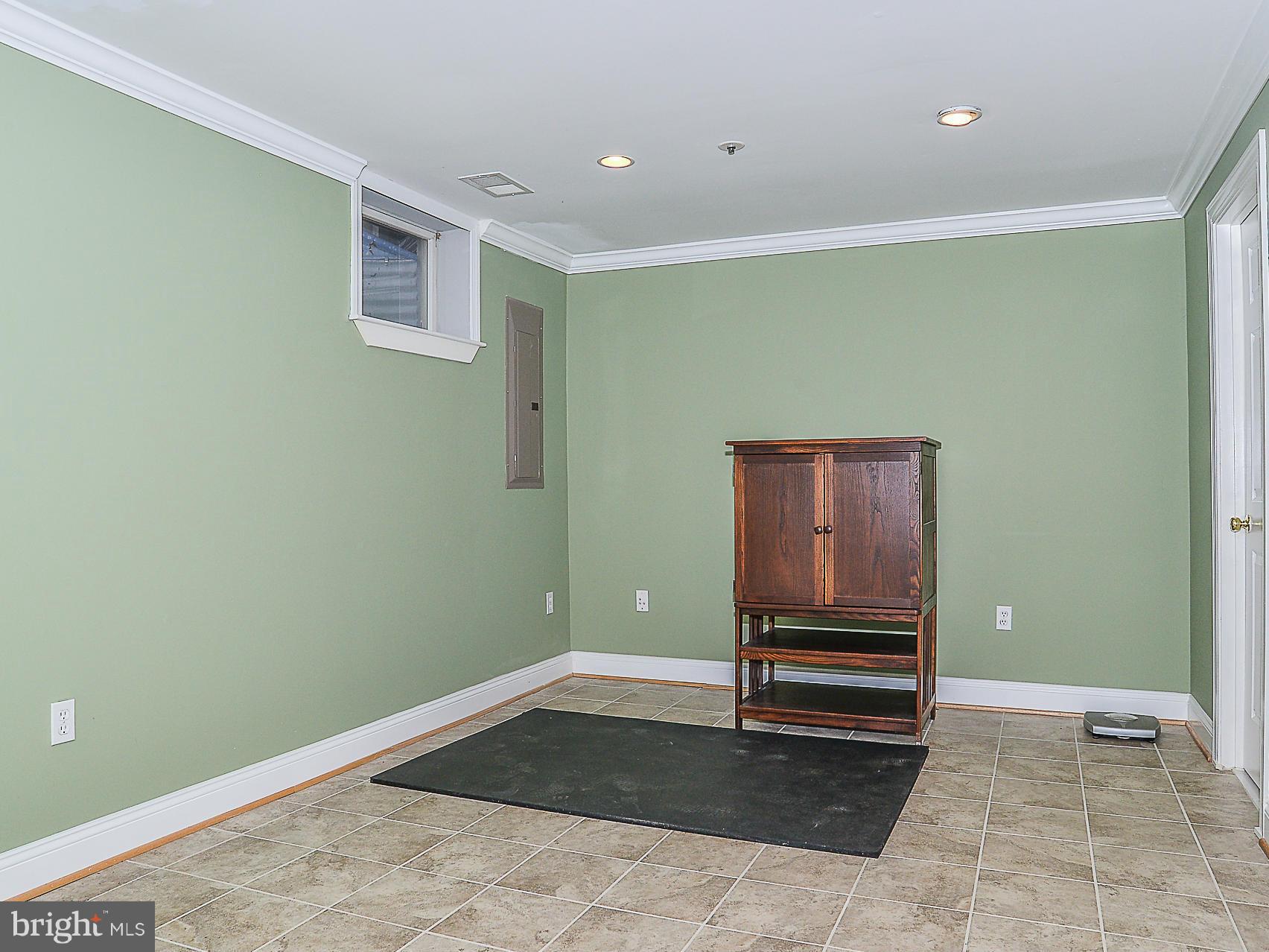 CROFTON COMMONS - Residential