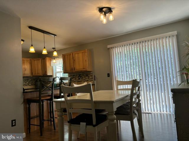 HIDDEN LAKE - Residential