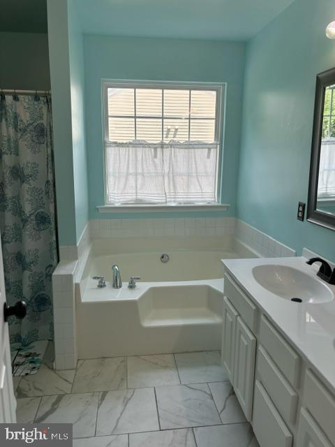 HIDDEN LAKE - Residential