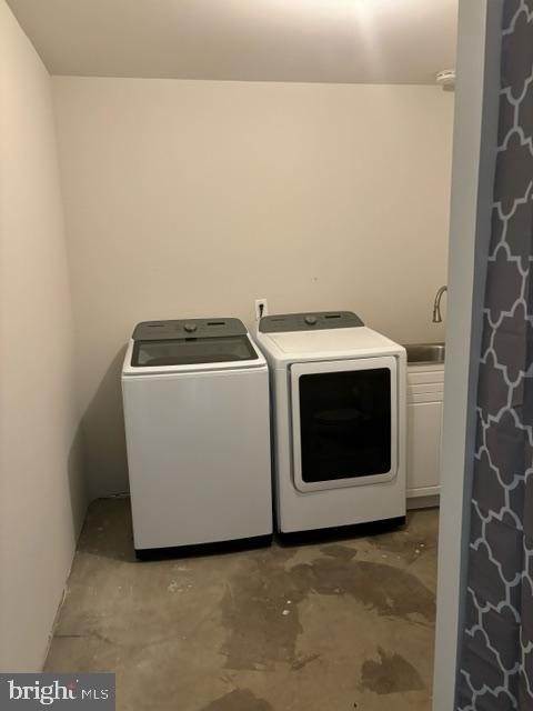 HIDDEN LAKE - Residential