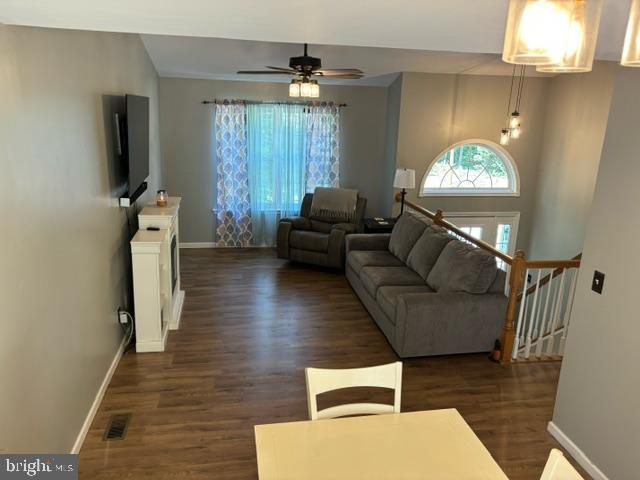 HIDDEN LAKE - Residential