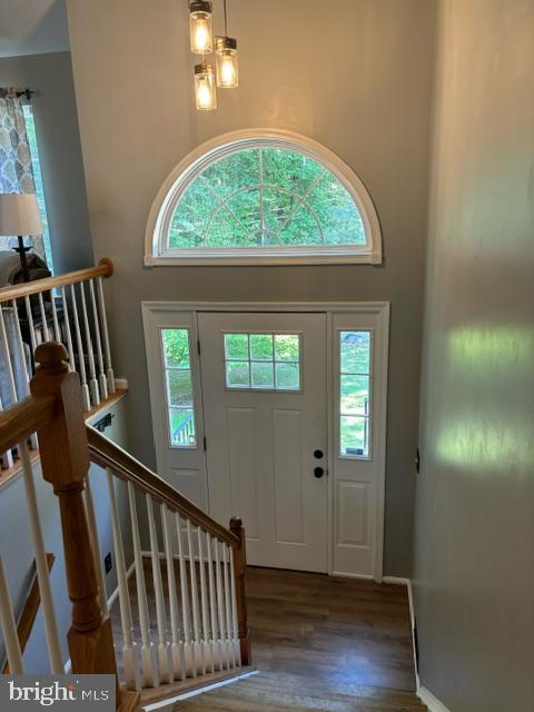 HIDDEN LAKE - Residential