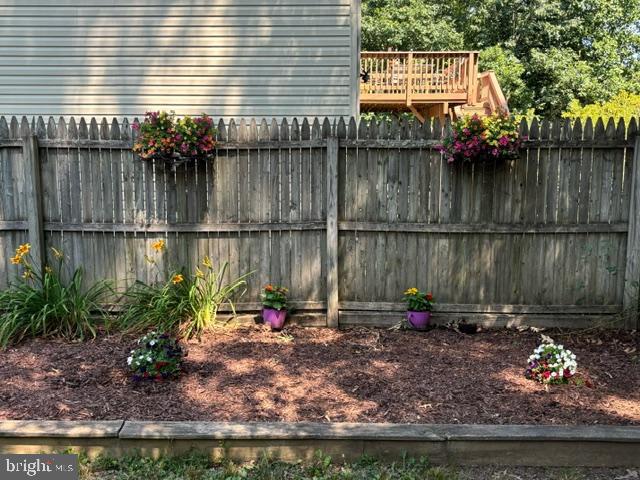 HIDDEN LAKE - Residential