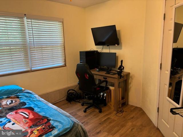 HIDDEN LAKE - Residential