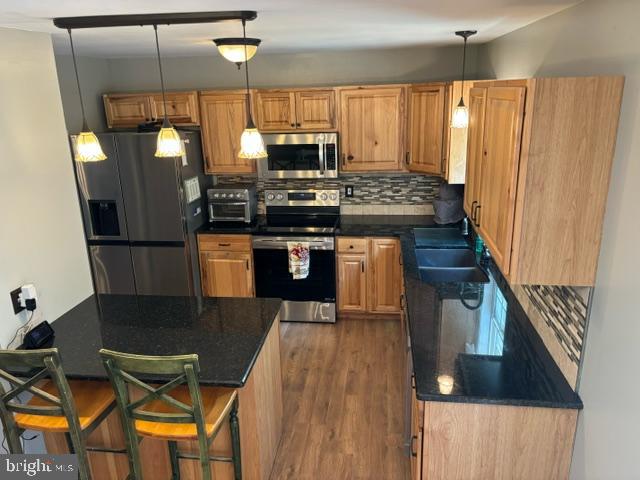 HIDDEN LAKE - Residential