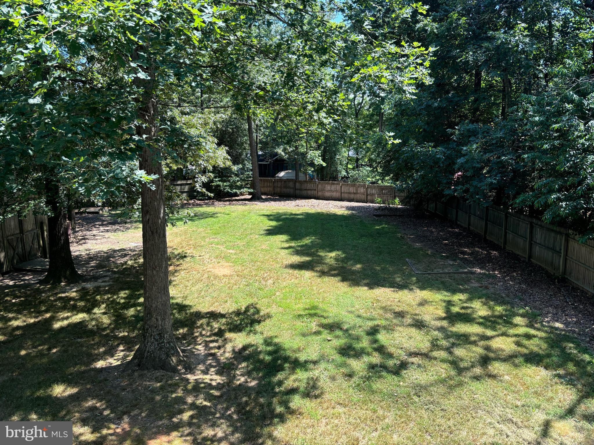 HIDDEN LAKE - Residential