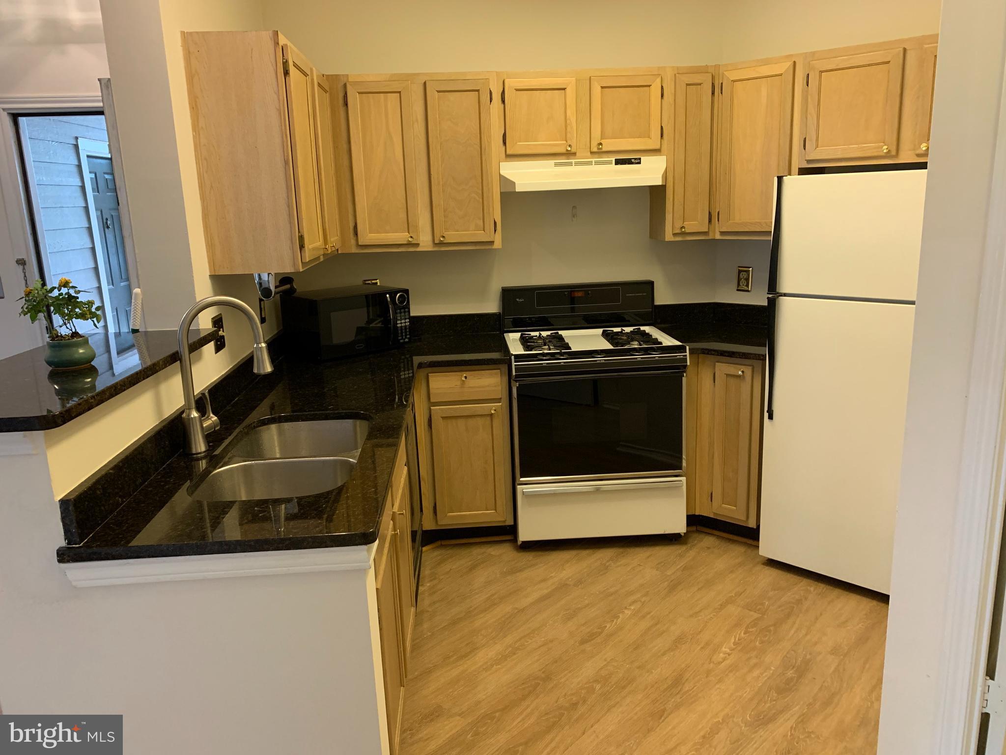 STONECROFT CONDO - Residential Lease