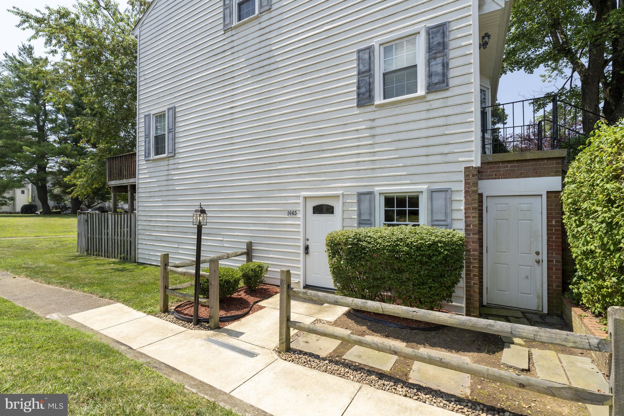 1665 HART COURT 129