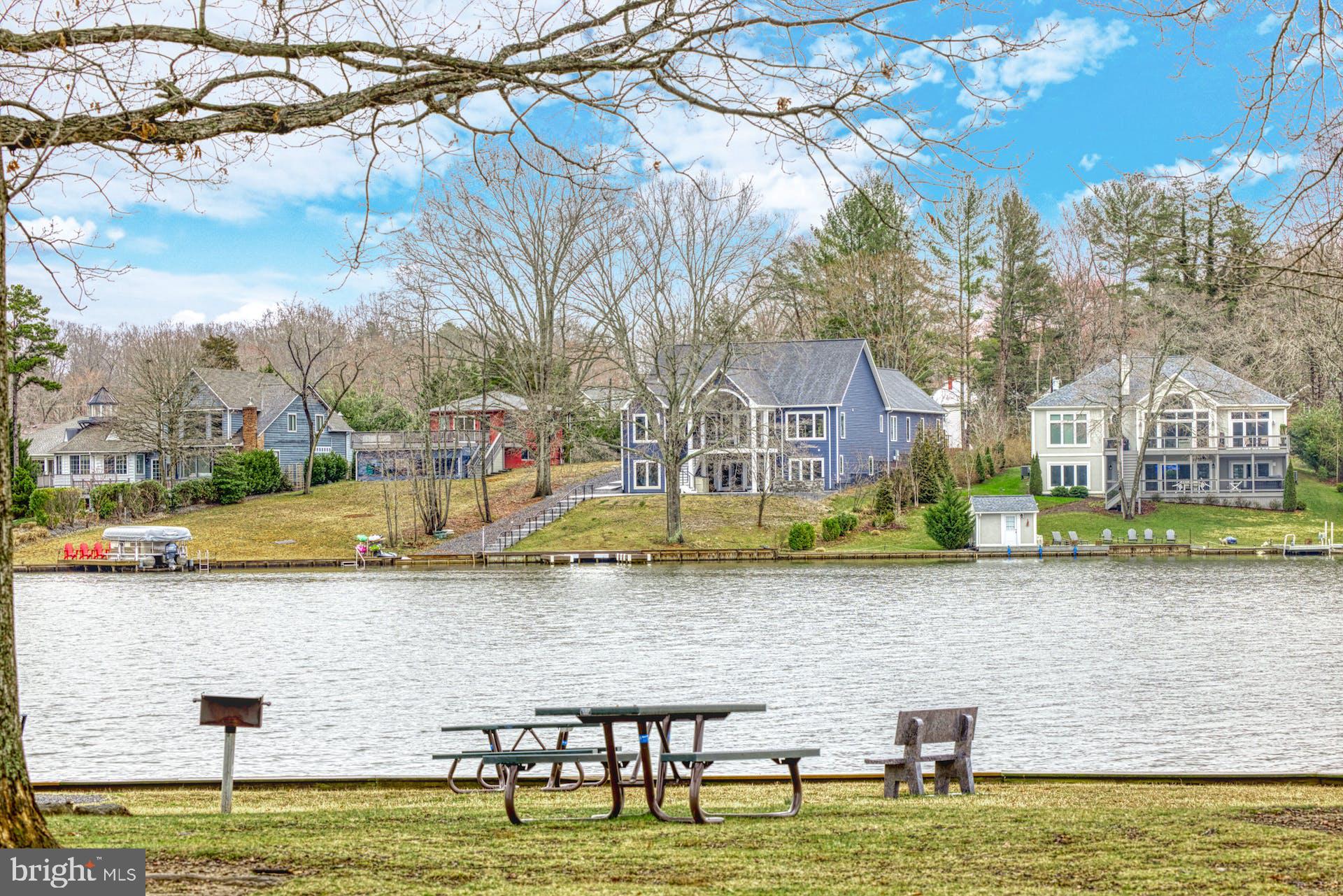 LAKE OF THE WOODS - Residential