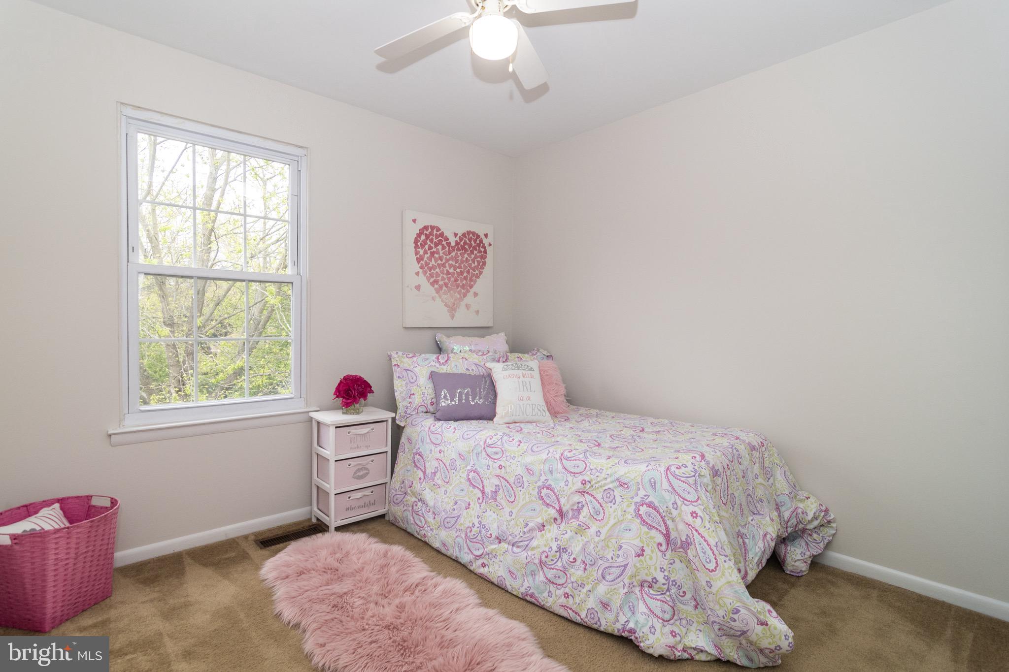 SAW MILL VALLEY - Residential