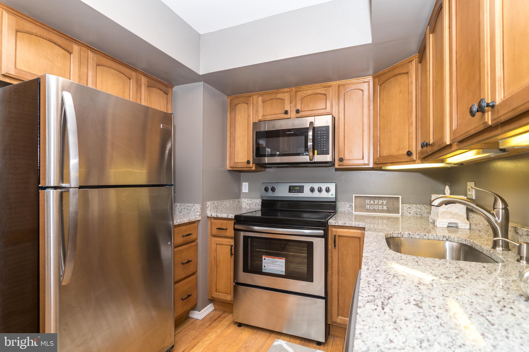 SAW MILL VALLEY - Residential