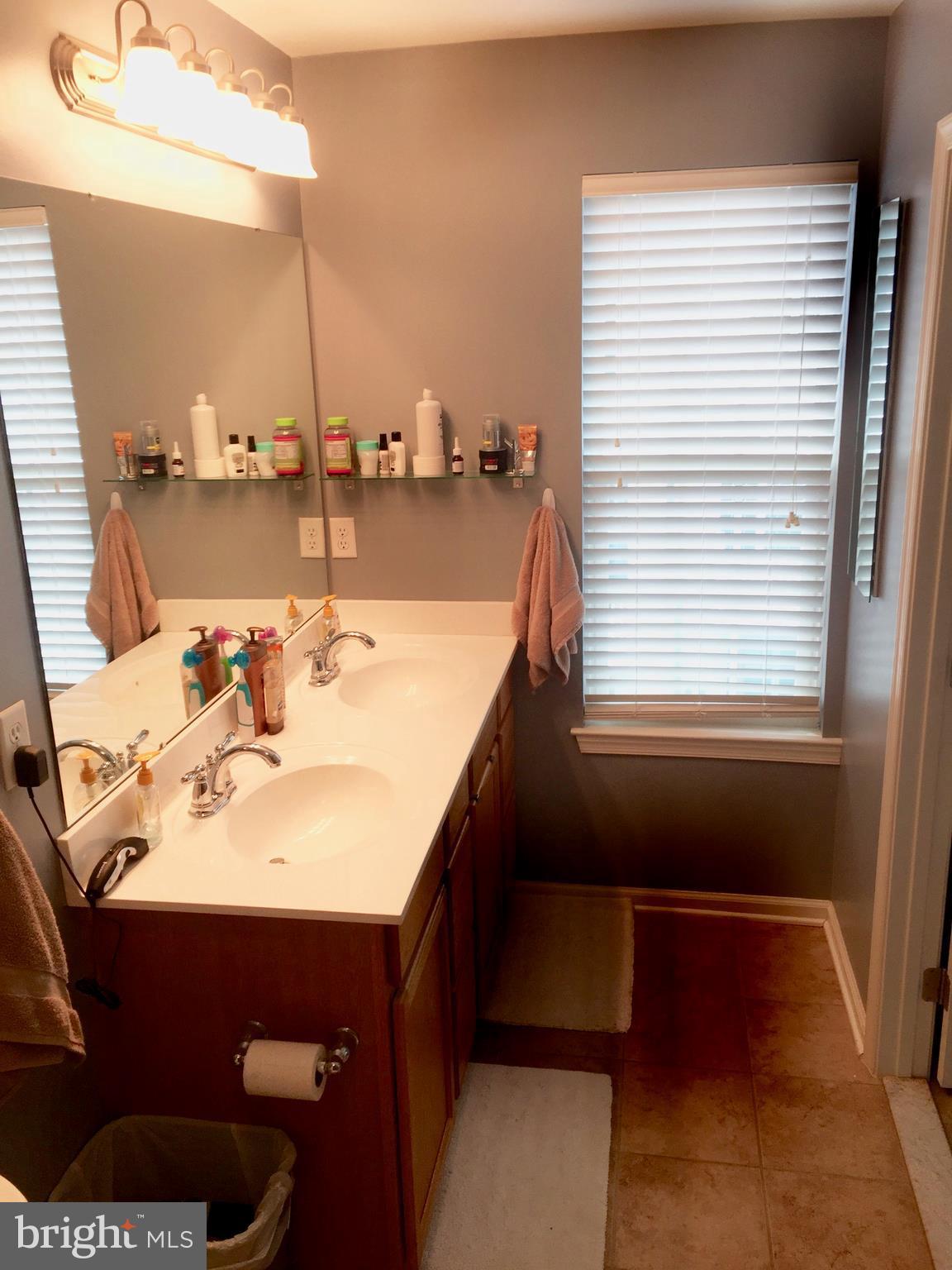 MONMOUTH MEADOWS - Residential Lease